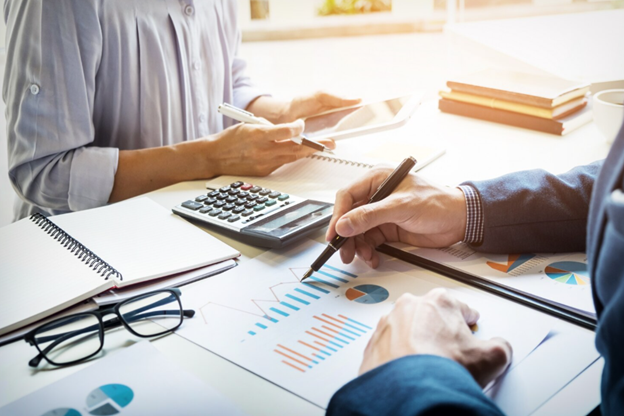 tax advisor in Central Brampton